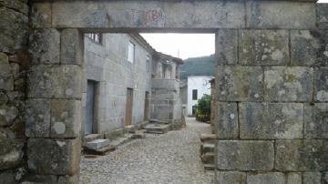 Porta Romana da Cidadela - Visitar Portugal