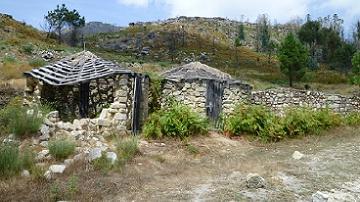 Castro de Cárcoda - Visitar Portugal