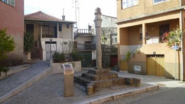 Pelourinho de Sabugosa - Visitar Portugal