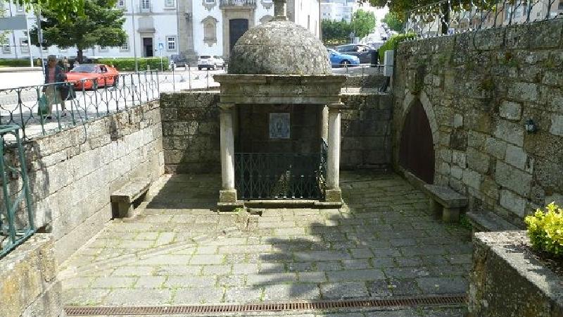 Fontes do Largo de Santa Cristina