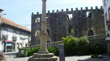 Pelourinho de Vouzela - Visitar Portugal